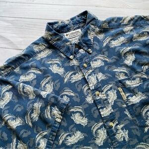 Men’s COLUMBIA Short Sleeve Button Up Fish Theme Shirt Size L